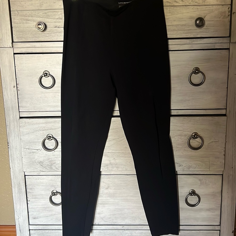 Liverpool pant sz 8
